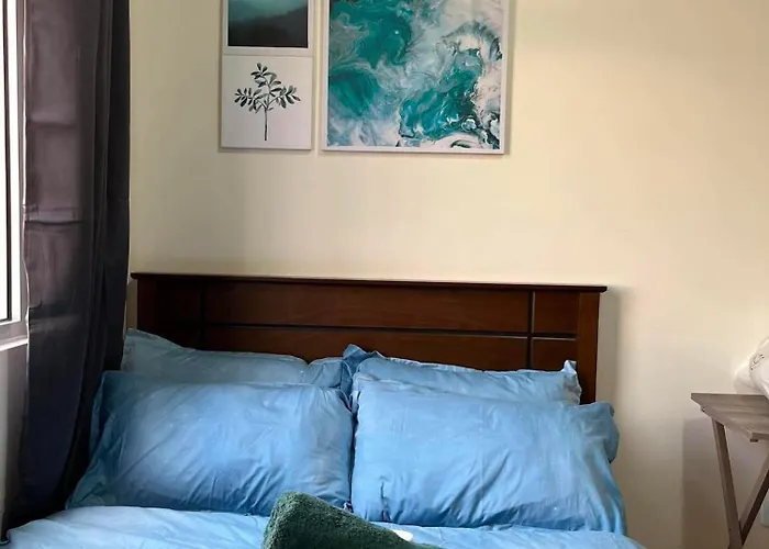 Hotel Roms Place Urban Deca Tower Cubao Manila
