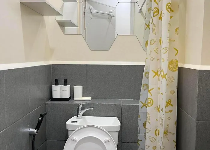 Roms Place Urban Deca Tower Cubao